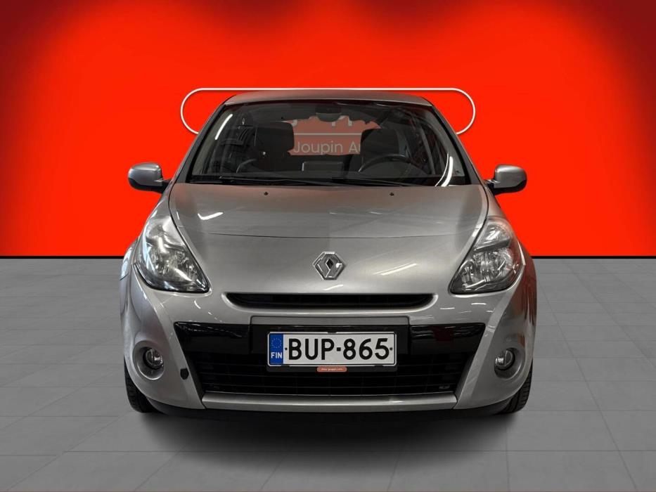 RENAULT Clio 2012