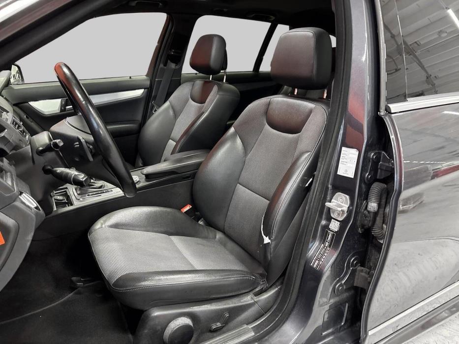 MERCEDES-BENZ C 2010