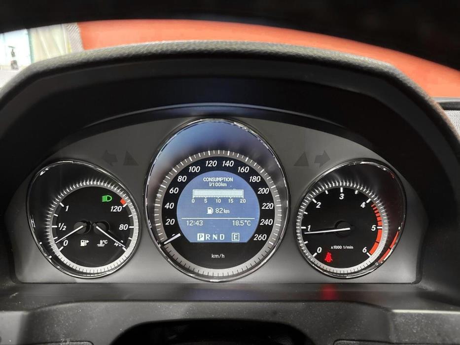 MERCEDES-BENZ C 2010