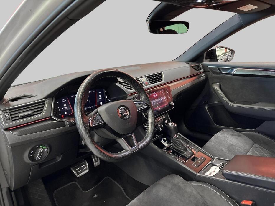 SKODA Superb 2019