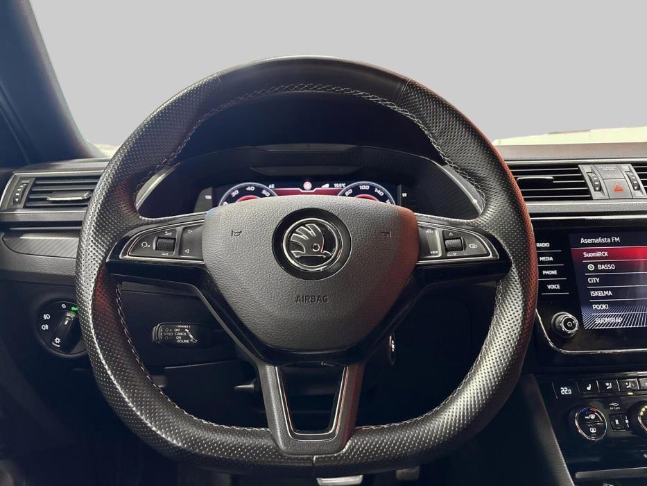 SKODA Superb 2019