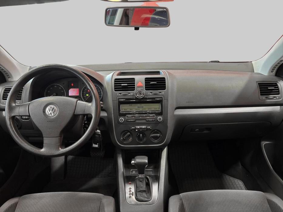 VOLKSWAGEN Jetta 2009