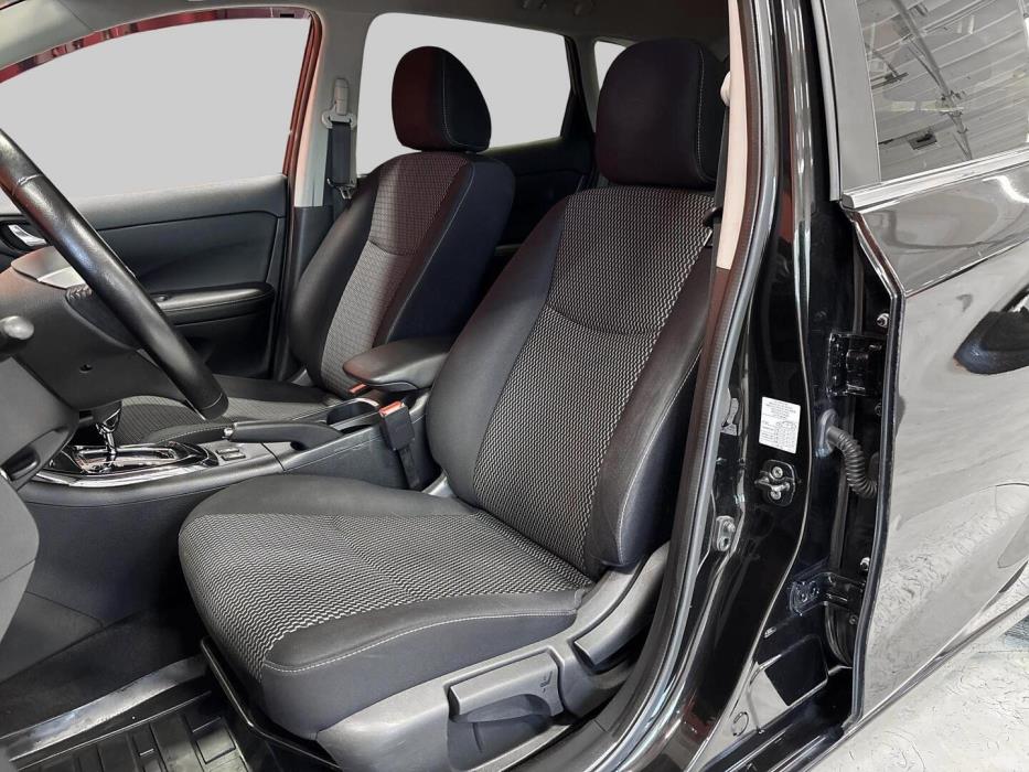 NISSAN Pulsar 2015
