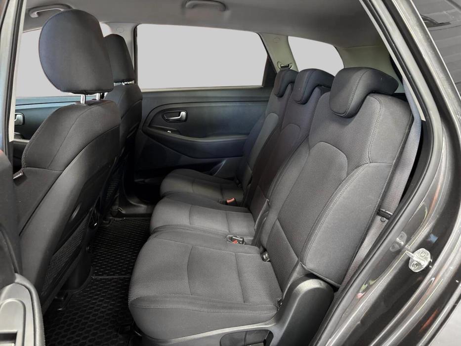 KIA Carens 2015