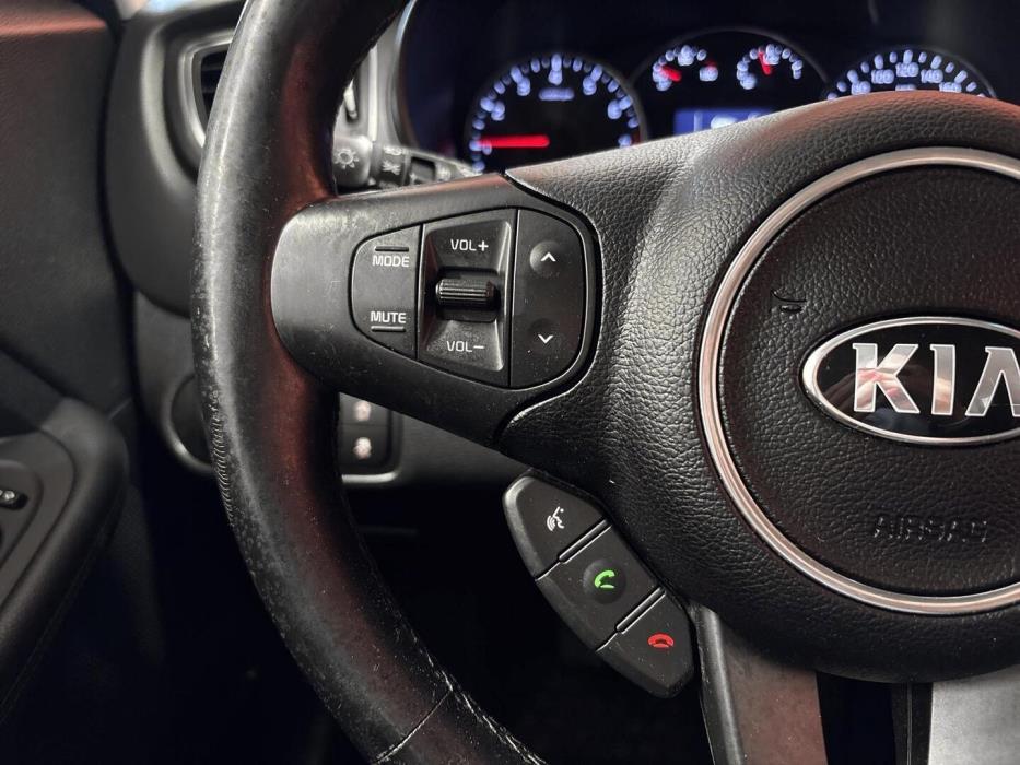 KIA Carens 2015