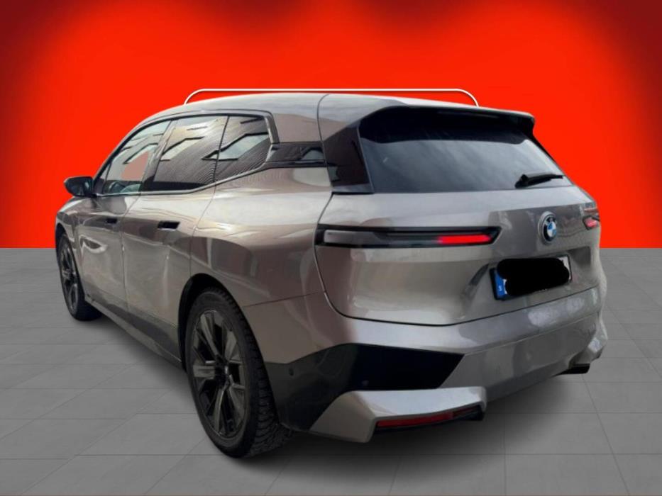 BMW IX 2022