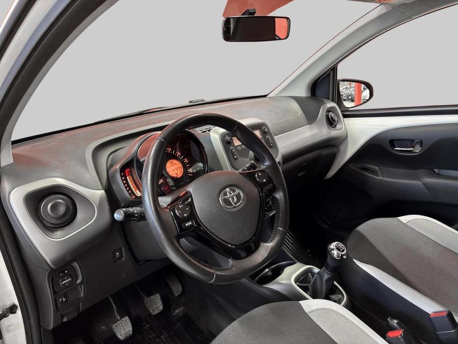 TOYOTA AYGO 2017