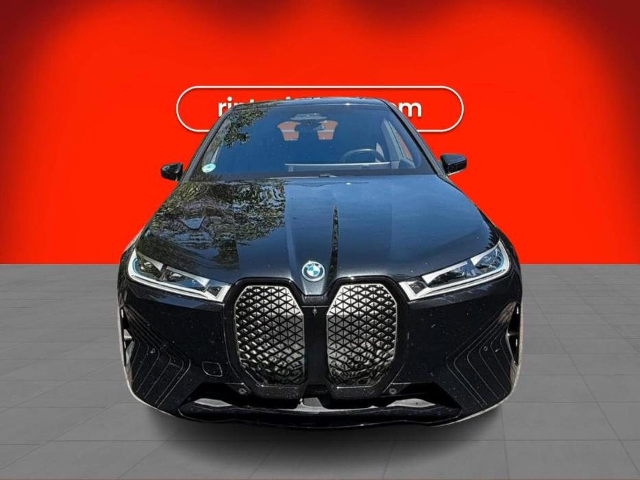 BMW IX 2023