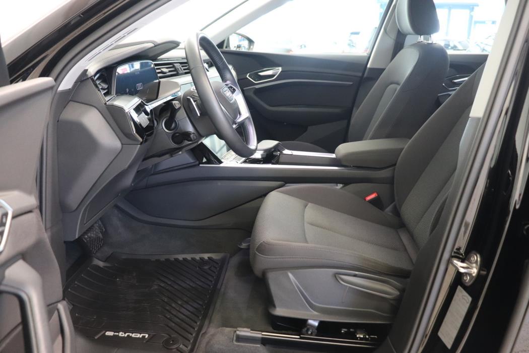 AUDI e-tron 2020