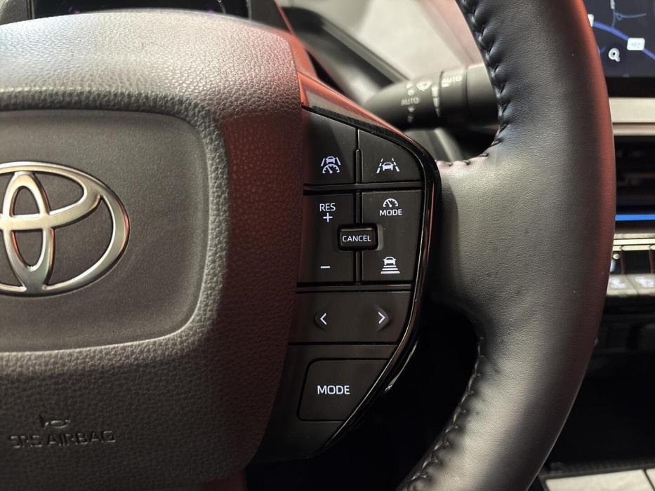 TOYOTA Prius Plug-in 2023