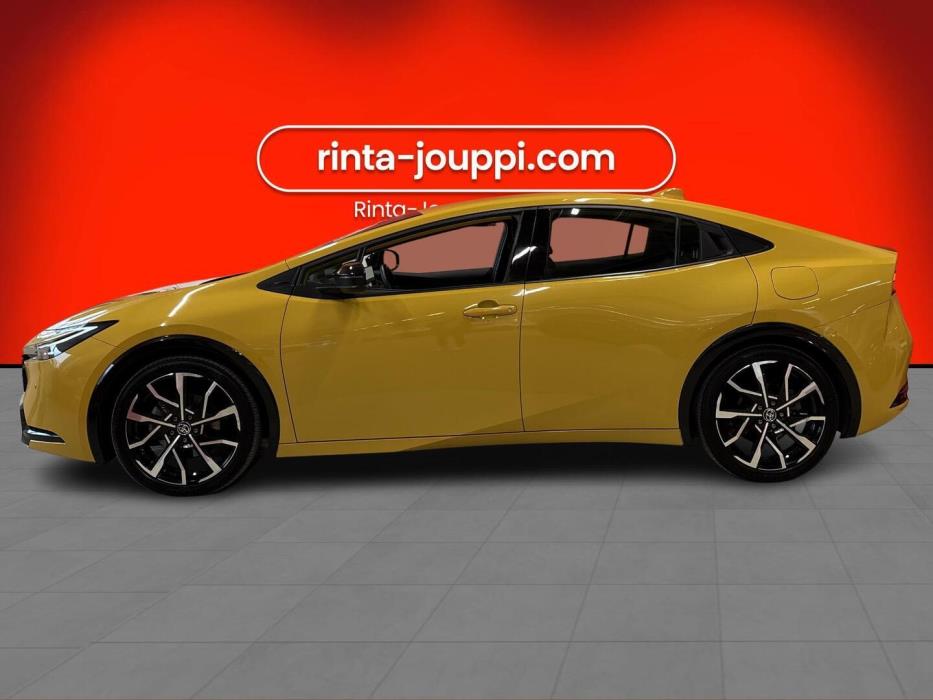 TOYOTA Prius Plug-in 2023