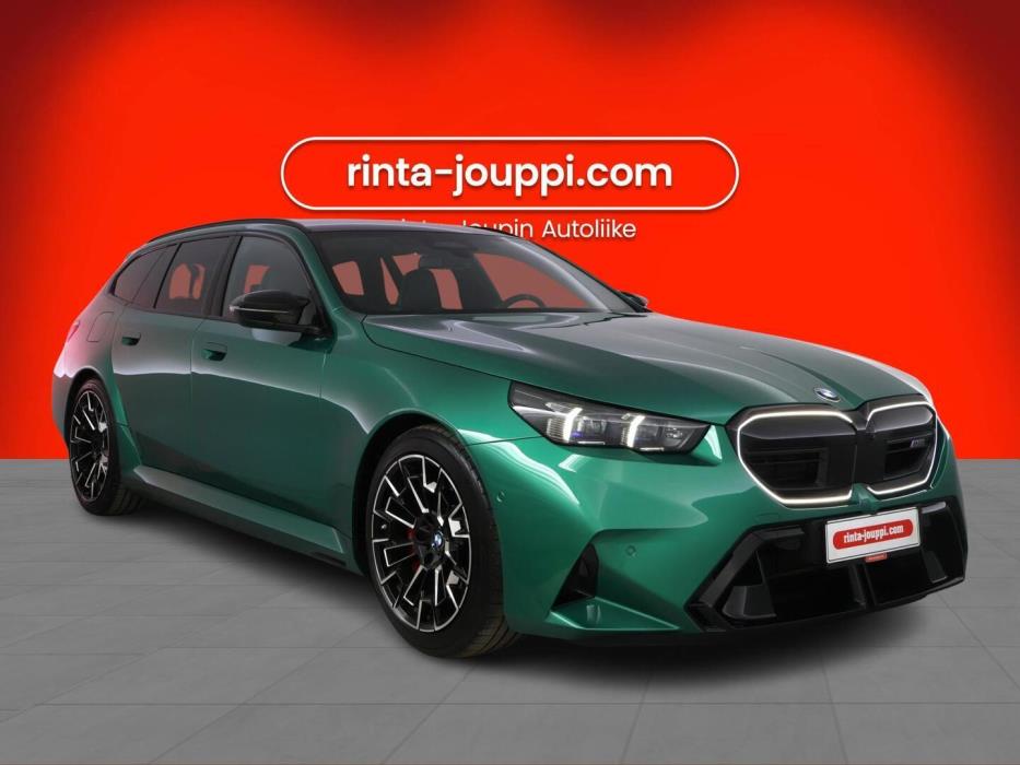 BMW M5 2025