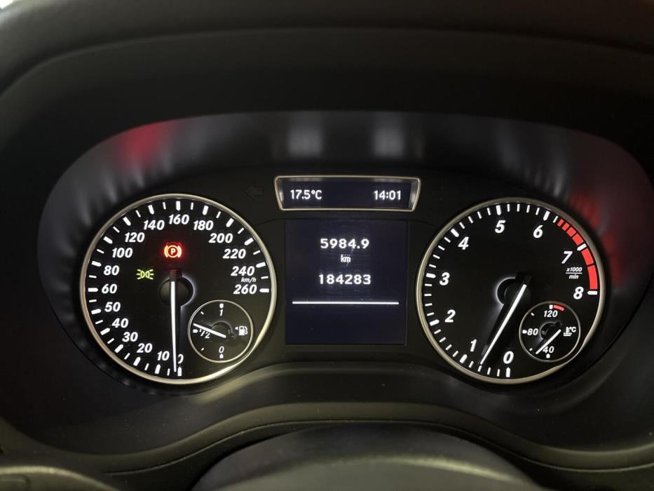 MERCEDES-BENZ B 2013