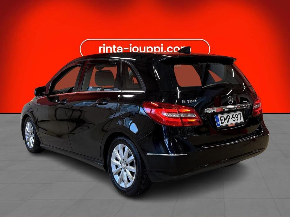 MERCEDES-BENZ B 2013