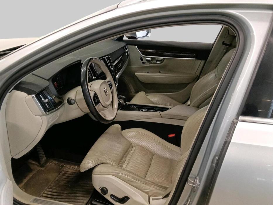 VOLVO V90 2017