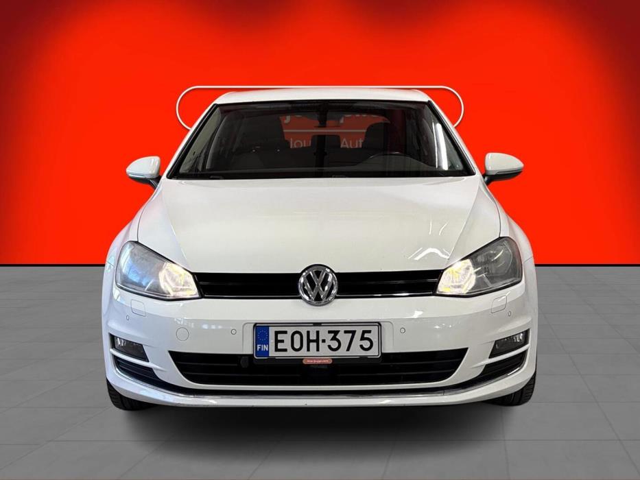 VOLKSWAGEN Golf 2014