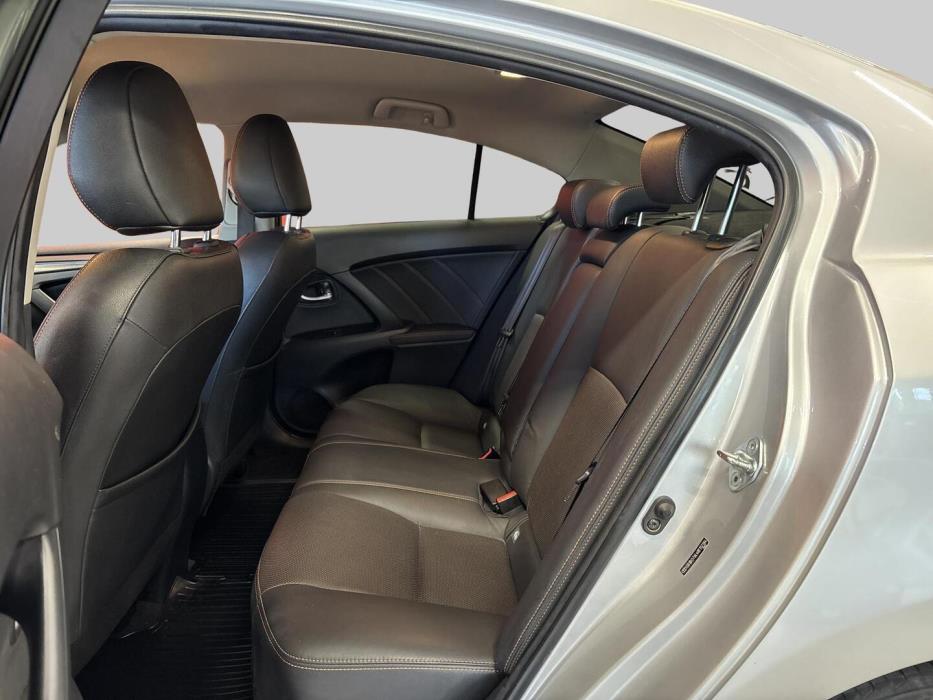 TOYOTA Avensis 2018