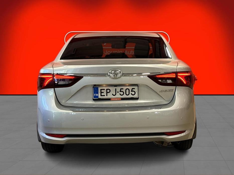 TOYOTA Avensis 2018