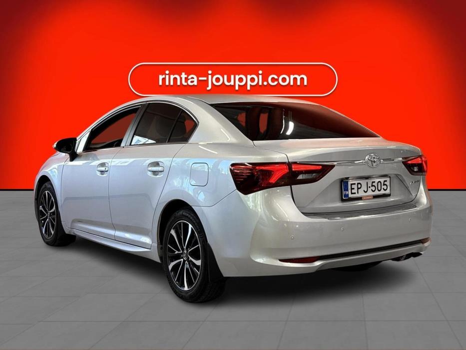 TOYOTA Avensis 2018