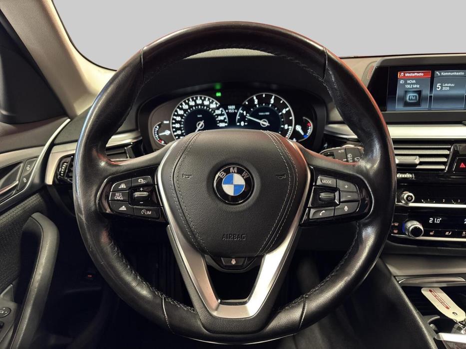 BMW 518 2019