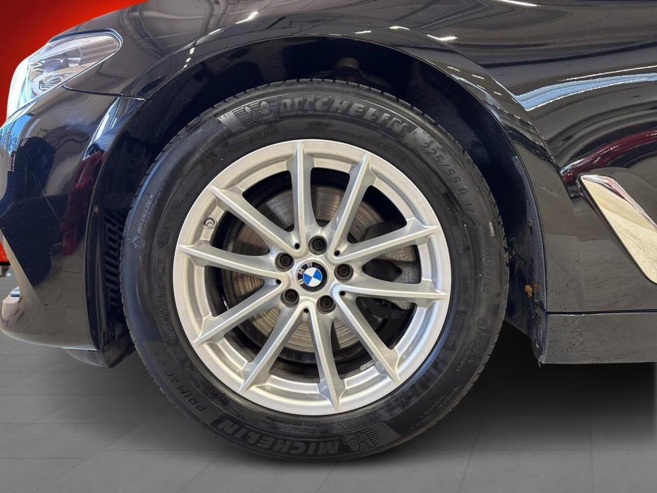 BMW 518 2019