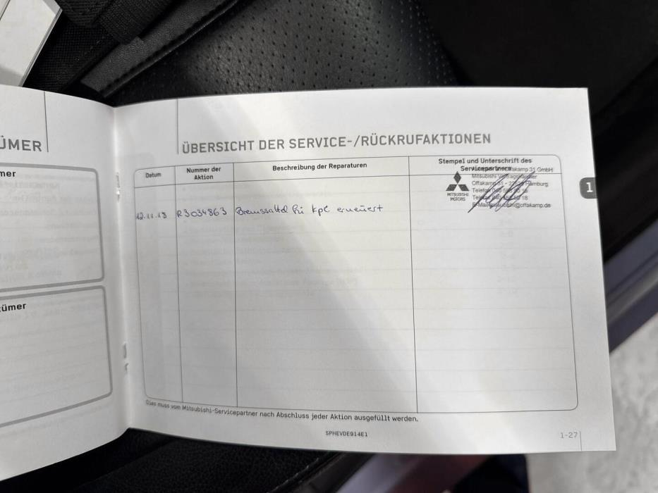 MITSUBISHI Outlander PHEV 2014