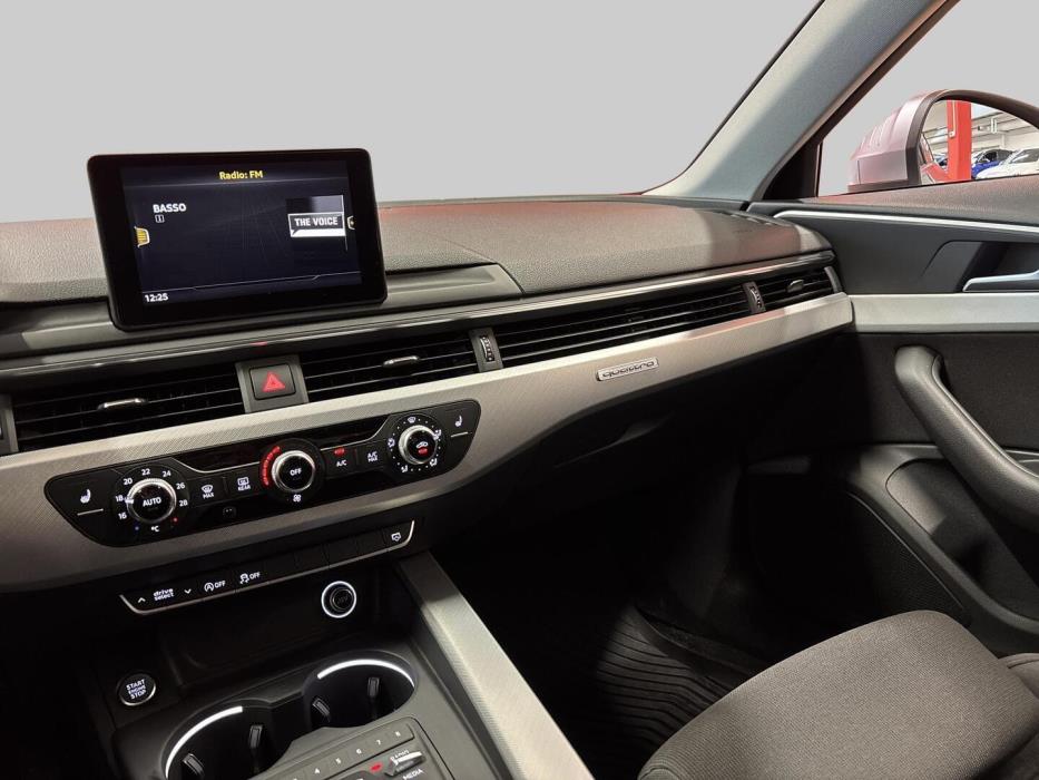 AUDI A4 2016