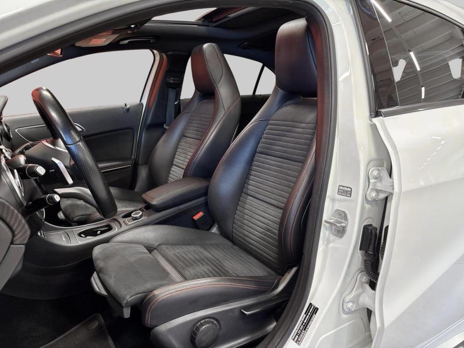 MERCEDES-BENZ A 2016