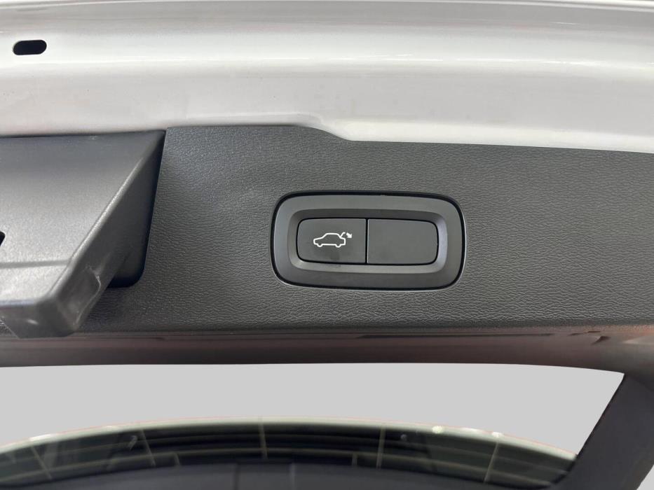 VOLVO V60 2021
