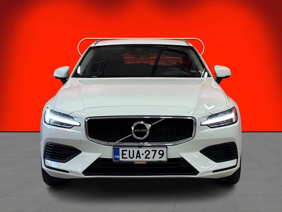 VOLVO V60 2021