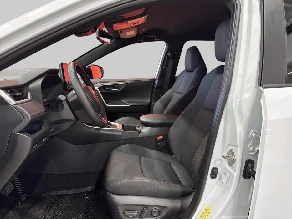 TOYOTA RAV4 Plug-in 2025