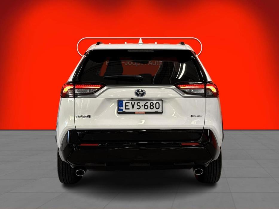 TOYOTA RAV4 Plug-in 2025