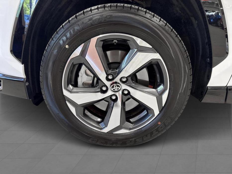 TOYOTA RAV4 Plug-in 2025