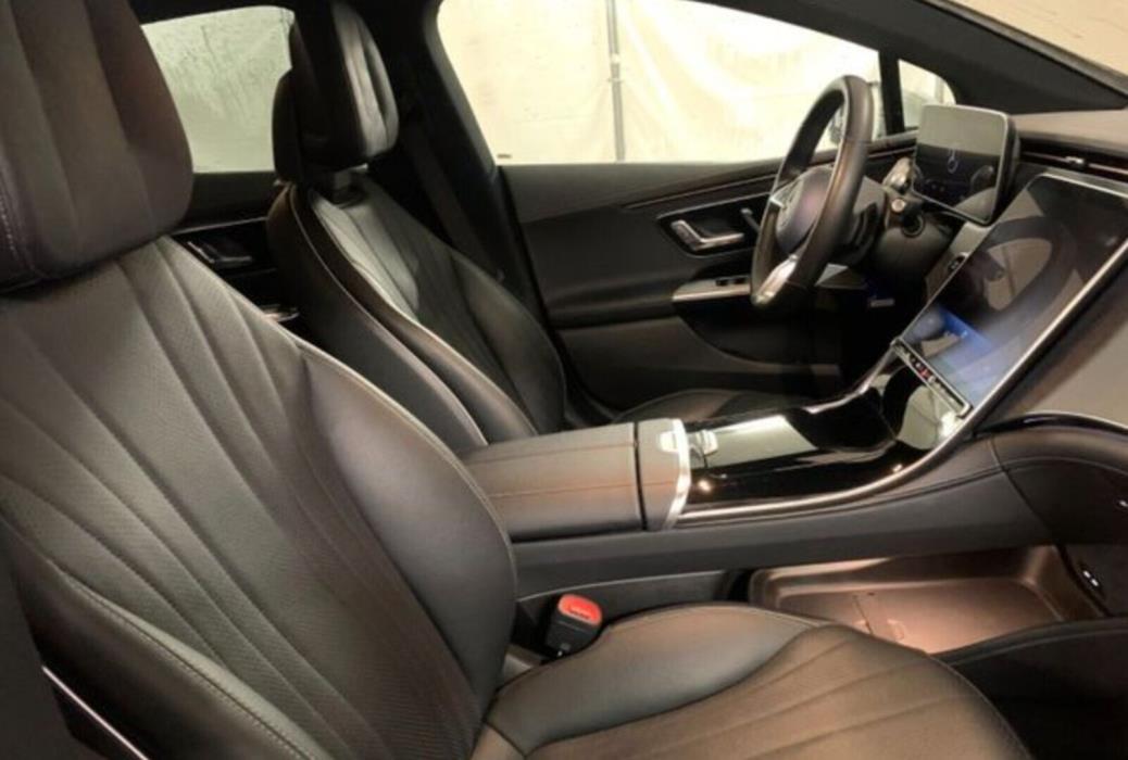 MERCEDES-BENZ EQE 2023