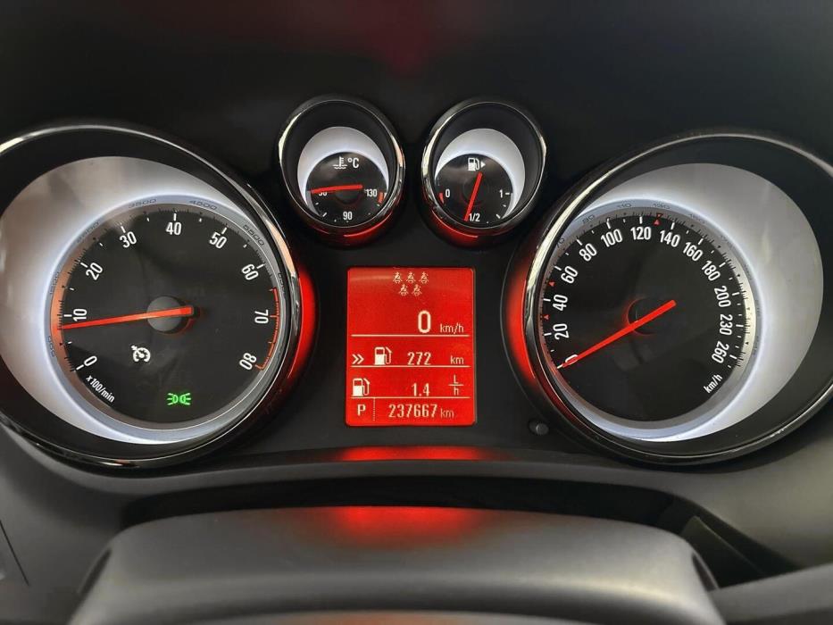 OPEL Zafira Tourer 2013
