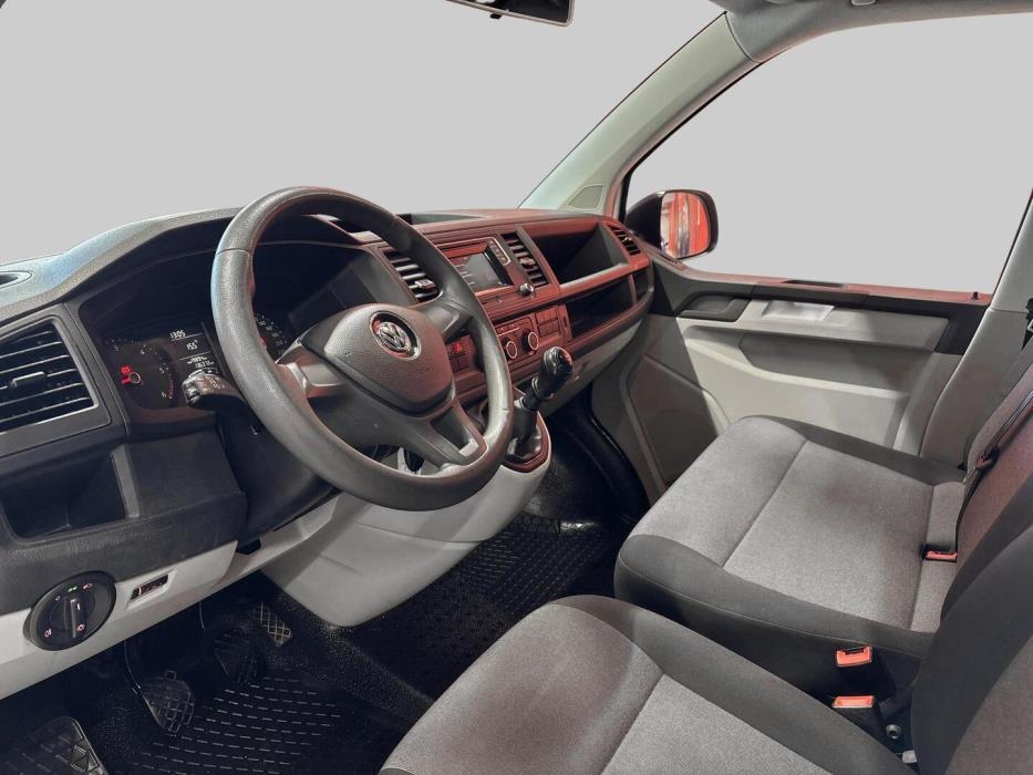 VOLKSWAGEN Transporter 2018