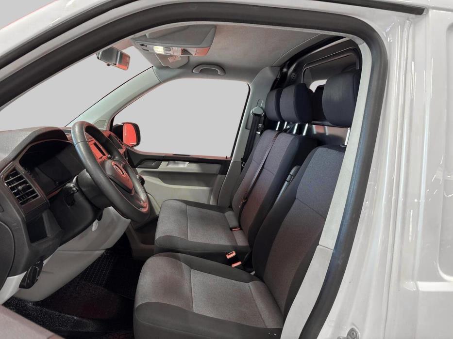 VOLKSWAGEN Transporter 2018