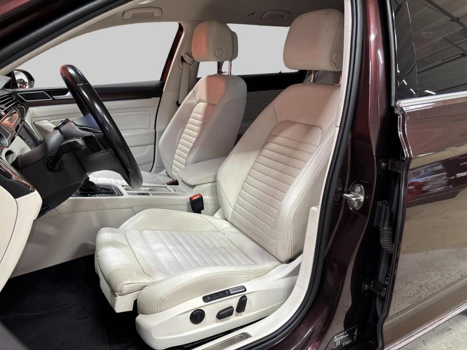 VOLKSWAGEN Passat 2015