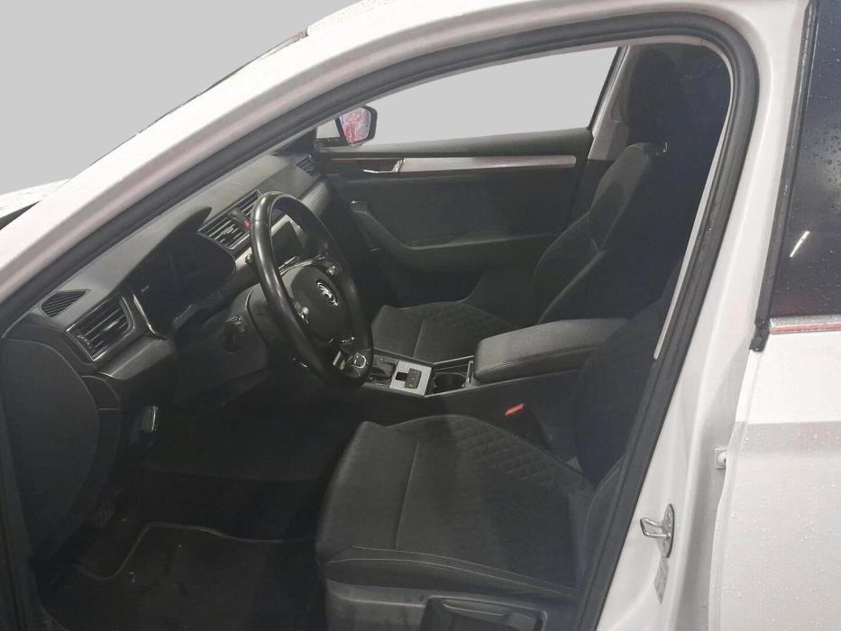 SKODA Superb 2021