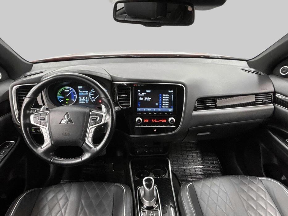MITSUBISHI Outlander PHEV 2019