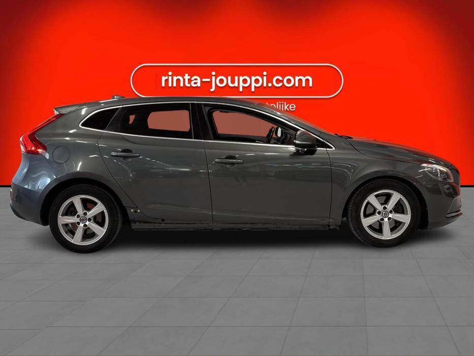 VOLVO V40 2014