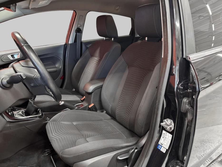 FORD Fiesta 2015