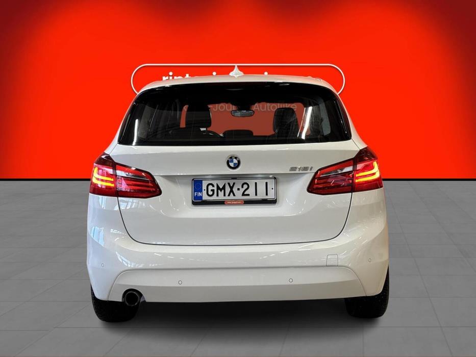 BMW 218 2018