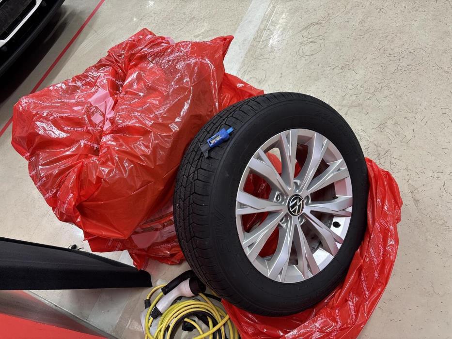 VOLKSWAGEN Tiguan 2022