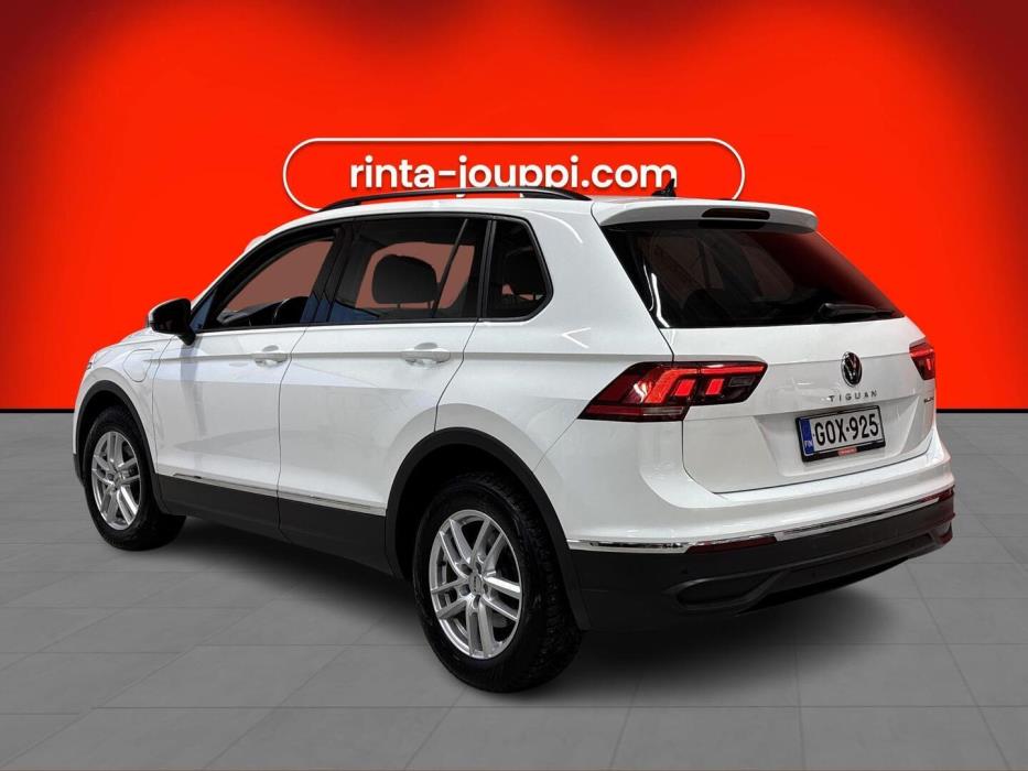 VOLKSWAGEN Tiguan 2022
