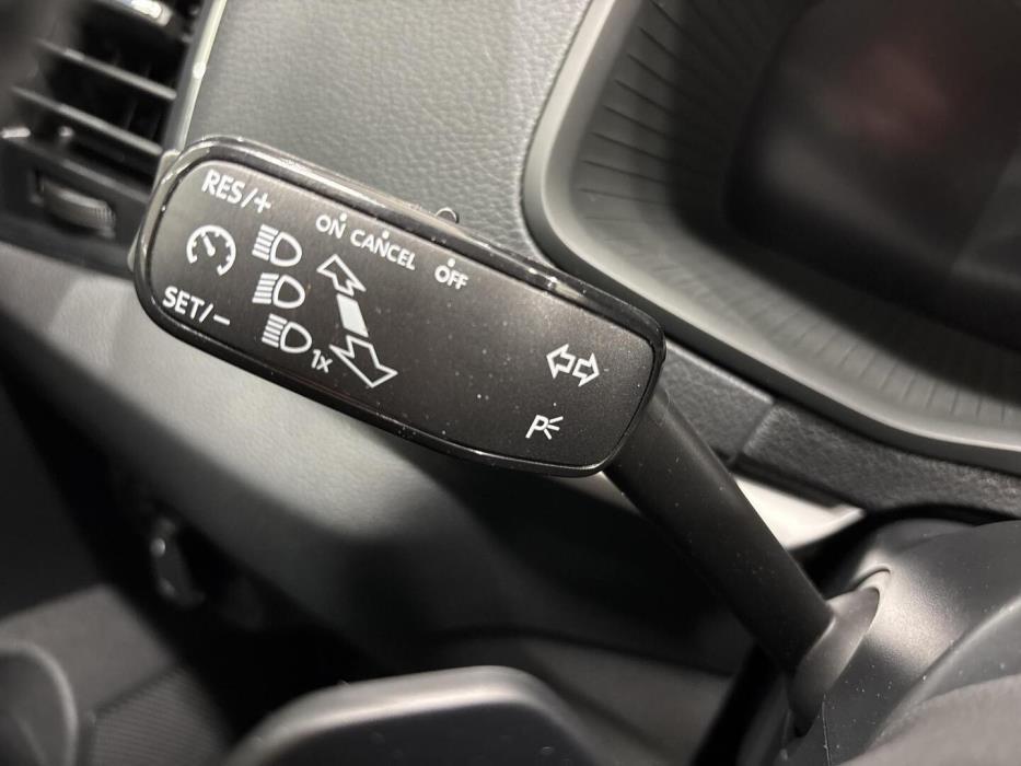 SKODA Karoq 2023
