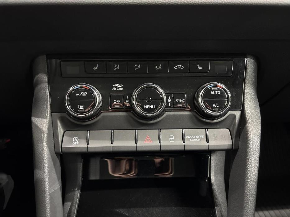 SKODA Karoq 2023
