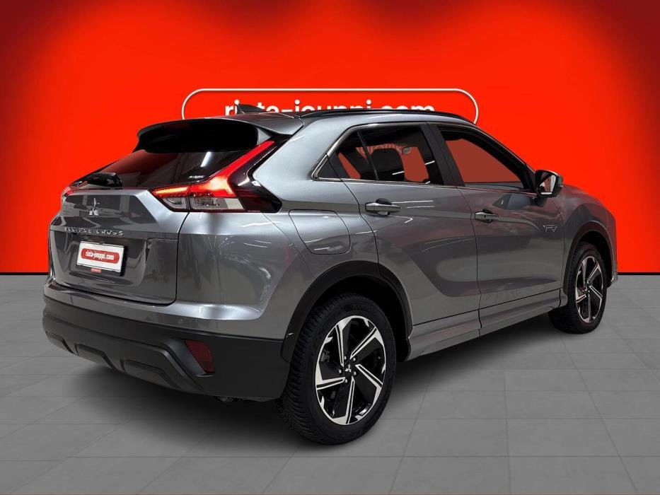 MITSUBISHI ECLIPSE CROSS 2023