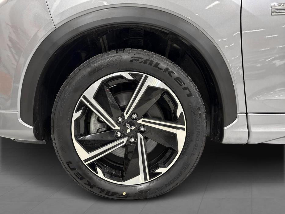 MITSUBISHI ECLIPSE CROSS 2023