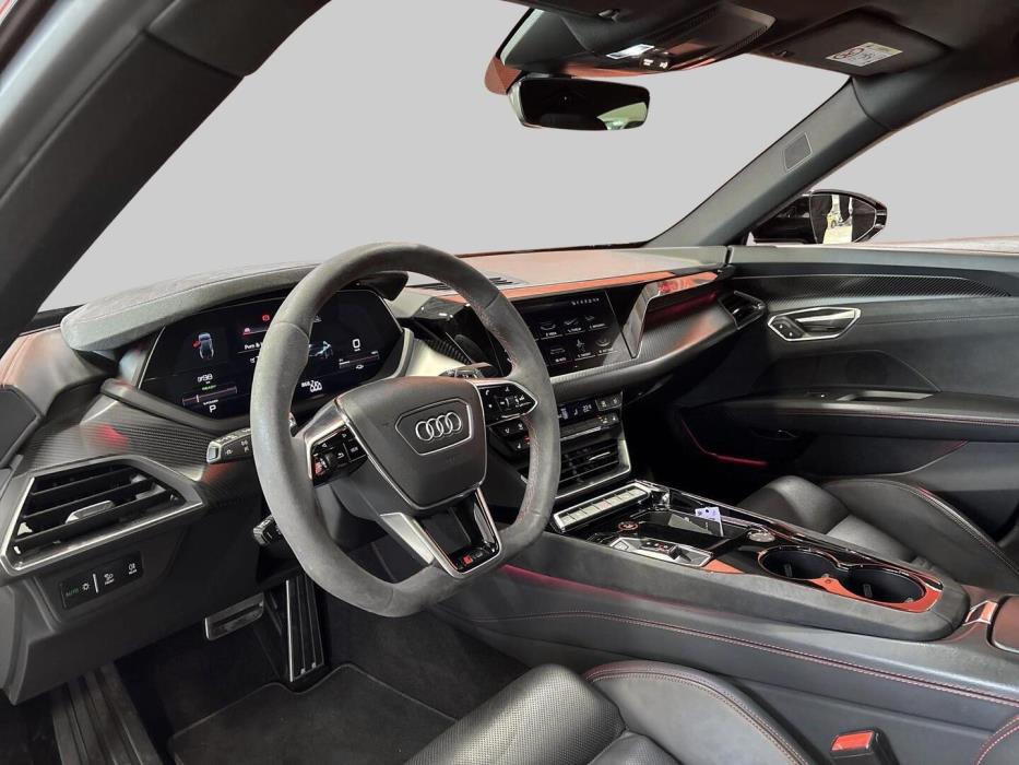 AUDI E-TRON GT RS 2022